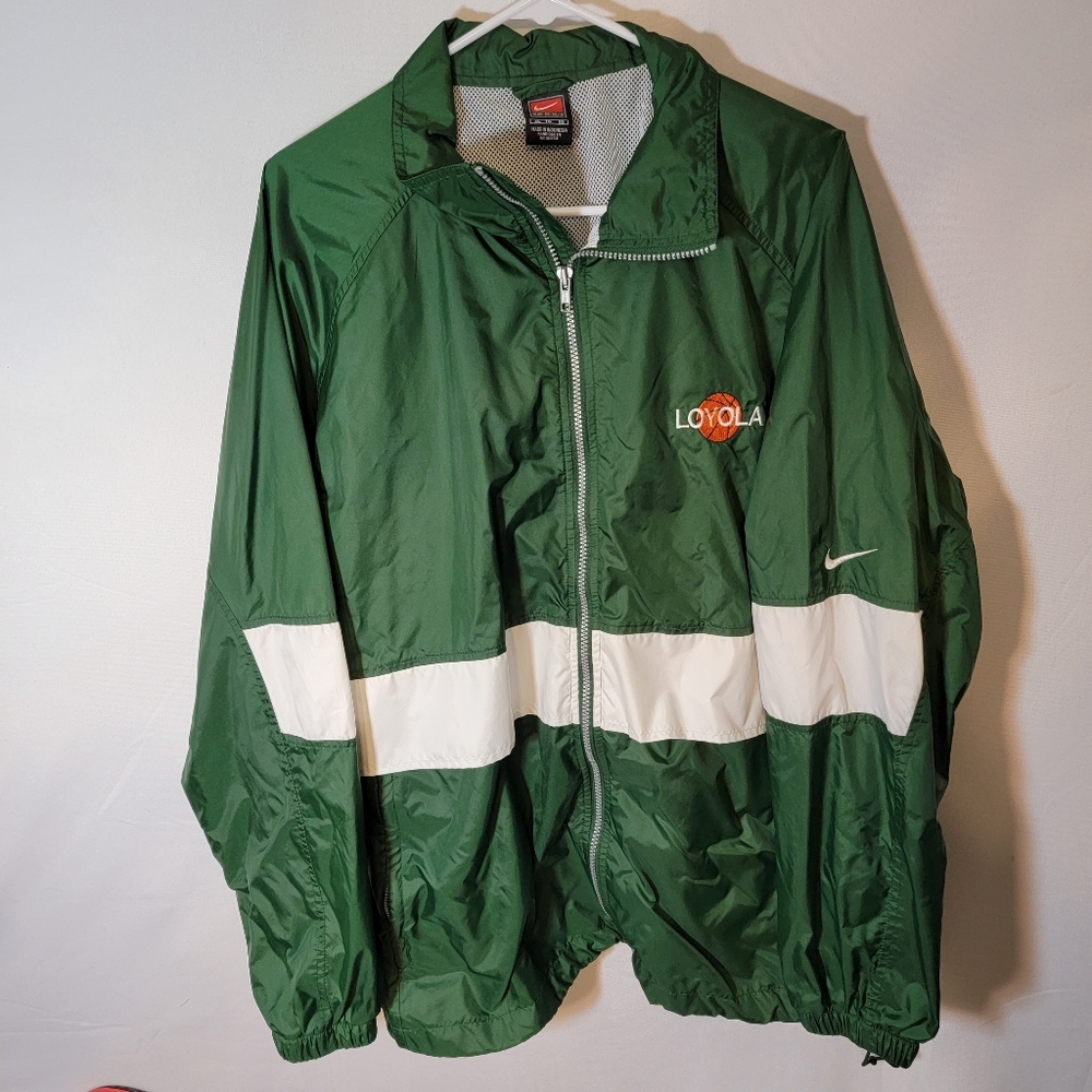 Men's nike loyola wind breaker XL green